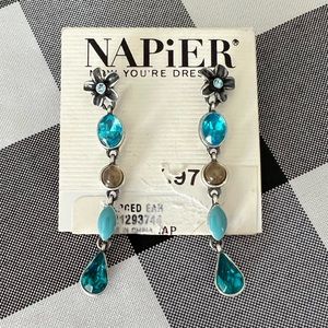 Dangle stud earrings